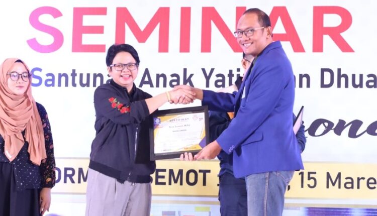 Menginspirasi Generasi Muda: SEMOT Periode Maret 2025 UBSI Tampilkan Prestasi Nina Susanti, Alumni yang Kini Sukses di Dunia Pendidikan dan Bisnis