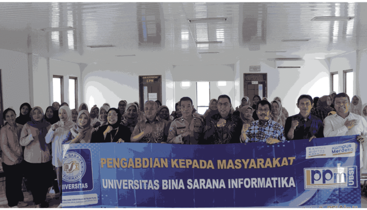 Dosen Universitas BSI Berikan Pelatihan Digitalisasi Posyandu Lewat Google Form