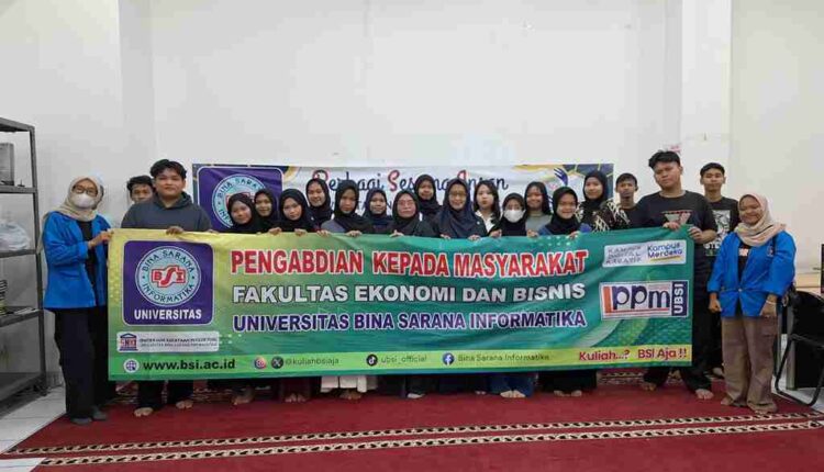 Dosen UBSI Berikan Pelatihan Literasi Digital kepada Remaja RW 04 Ulujami