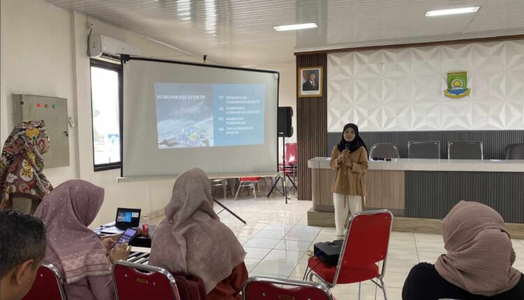Dosen UBSI Berikan Pelatihan Komunikasi Efektif bagi Kader Posyandu di Tangerang