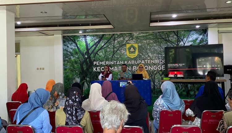 Dosen UBSI Berikan Penyuluhan Technopreneurship untuk Tingkatkan Penjualan UMKM Bojong Baru
