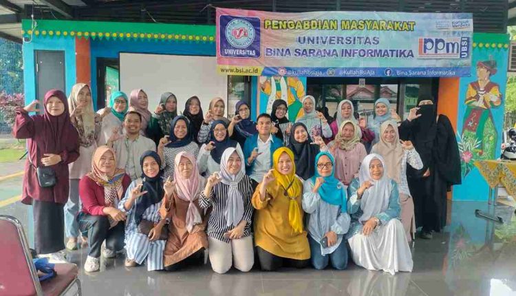 Dosen UBSI Hadirkan Solusi Cerdas: Pelatihan Digital Marketing dan Fotografi untuk UMKM