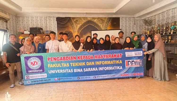 Dosen Informatika Universitas BSI Gelar Pelatihan E-Commerce Berbasis AI, Warga Tegal Parang Antusias Tingkatkan Skill Digital
