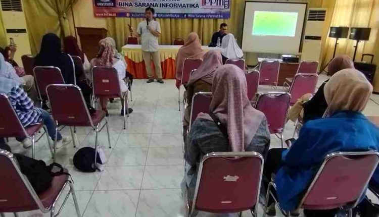 Dosen UBSI Berikan Pelatihan Konten Digital kepada Ibu PKK Cibubur