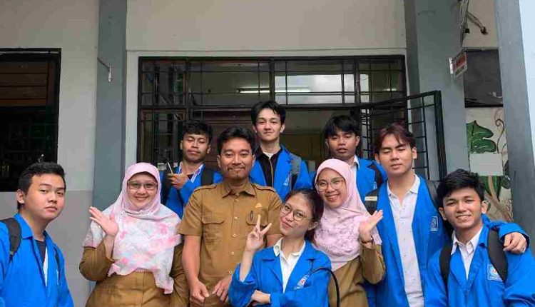 Dosen UBSI Dampingi Mahasiswa dalam Sosialisasi Inspiratif di SMAN 12 Tangsel: Sinergi Ilmu dan Aksi Nyata