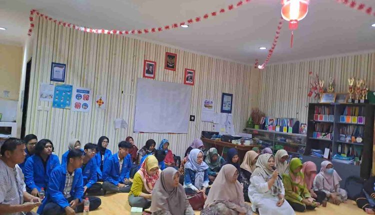 Dosen UBSI Berikan Pelatihan Excel Tingkat Lanjut untuk Pengurus SPS Mawar Indah