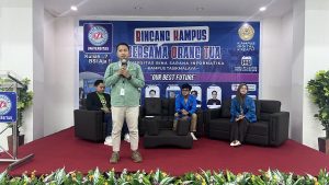 Alumni Sukses UBSI Kampus Tasikmalaya Inspirasi Orang Tua Mahasiswa Baru dalam Bincang Kampus "Our Best Future"