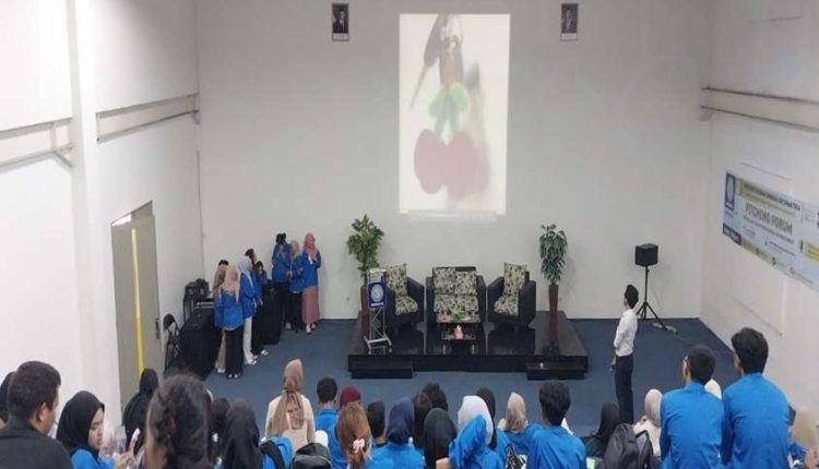 Terobosan Praktik Industri: Mahasiswa Ilmu Komunikasi UBSI Kampus Cengkareng Gebrak Forum Pitching Pengelolaan Media Digital