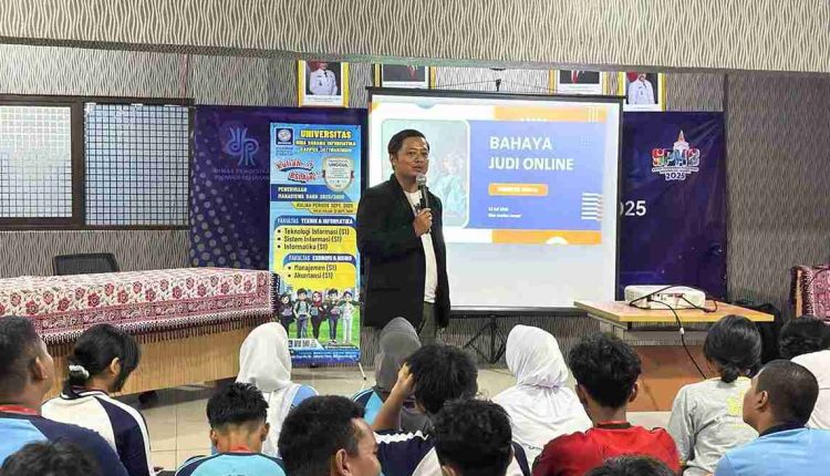 UBSI Jatiwaringin Hadirkan Literasi Digital: Tangkal Bahaya Judi Online di Kalangan Pelajar