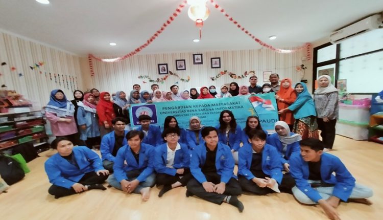 UBSI Tingkatkan Kompetensi ICT Pengajar PAUD EDELWEISS Lewat Pelatihan Excel