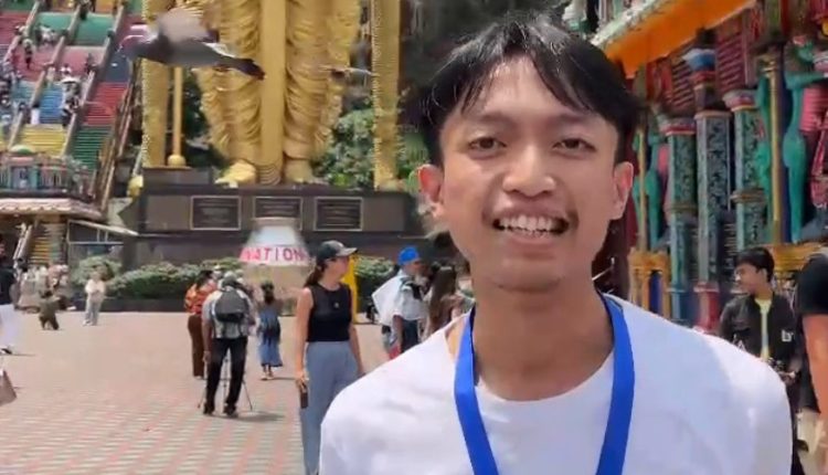 melihat dunia