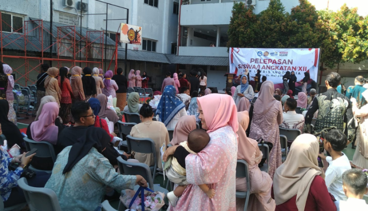 UBSI Open booth PMB dalam acara pelepasan siswa SMK Letris Indonesia 1 Tangerang Selatan