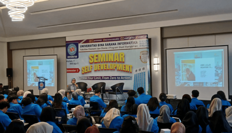 UBSI Cetak Generasi Proaktif Lewat Seminar Self Development Break Your Limit