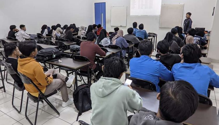 Pembinaan Mahasiswa KIP