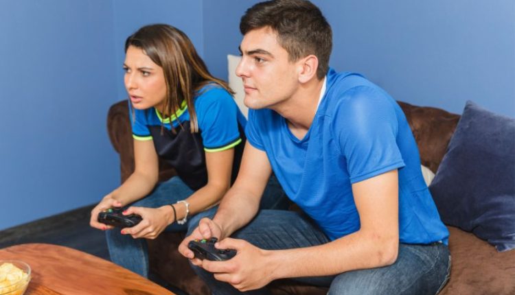 Belajar atau Bermain? Dilema Mahasiswa di Tengah Demam Esport