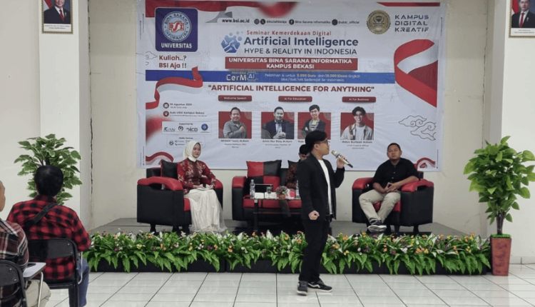Narasumber sedang memaparkan materi mengenal AI langsung dari praktisi