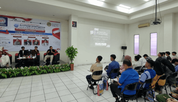 Seminar AI Jadi Bukti Komitmen UBSI Kampus Bekasi untuk Pendidikan Masa Depan, suasana peserta menyimak pemaparan narasumber di aula kampus