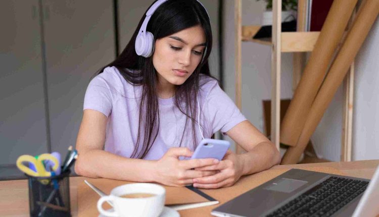 Mahasiswa Tanpa Literasi Digital? Mustahil Bersaing di Era Kecerdasan Buatan