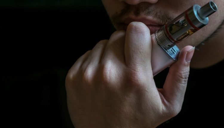 Vape Bukan Solusi, Rokok Bukan Gaya Krisis Napas di Kalangan Remaja