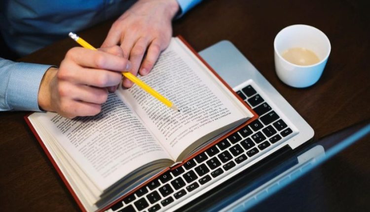 Jurnal Akademik