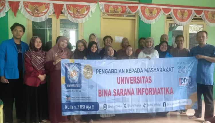 Foto bersama dosen UBSI dengan guru RA Aisyiyah usai pelatihan penggunaan AI untuk presentasi lebih efektif