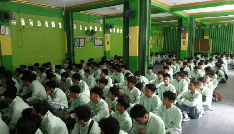 Workshop Digital Kreatif UBSI bersama SMK Citra Negara berlangsung seru dan interaktif