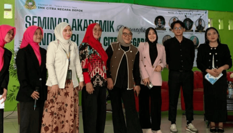 DICO UBSI, dan SMK Citra Negara menggelar seminar untuk menumbuhkan literasi digital melalui personal branding