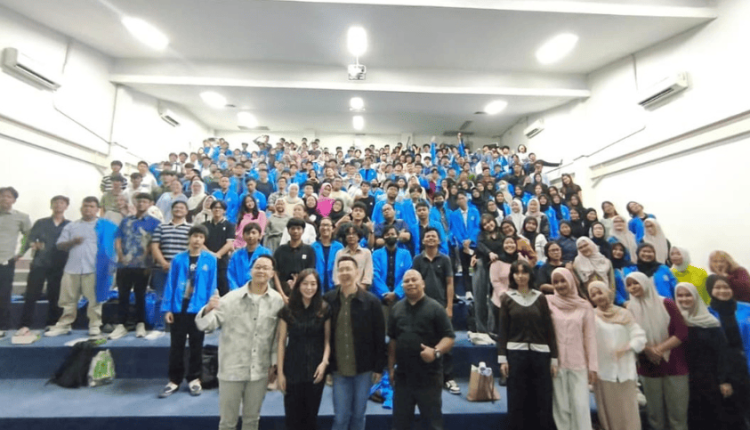 Foto bersama Mahasiswa UBSI kampus Cengkareng Antusias Ikuti SWE, Bangun Mindset Pengusaha Muda