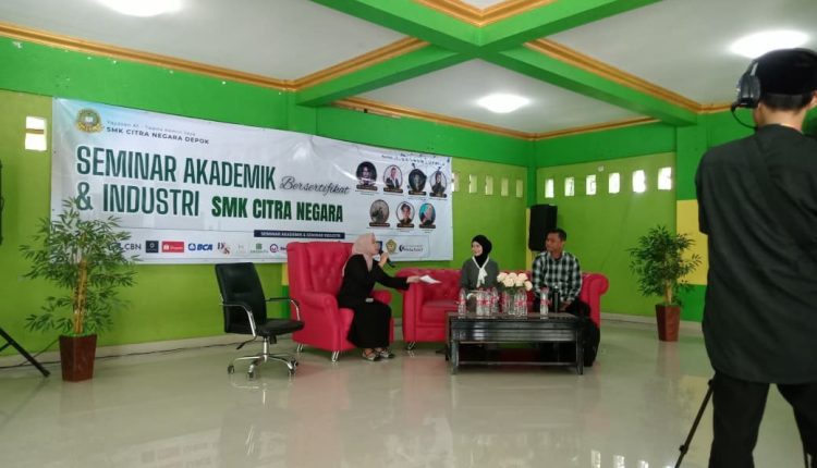 Serunya Workshop Digital UBSI! Nabila Rohimah Bakar Semangat Siswa SMK Citra Negara Jadi Konten Kreator Positif
