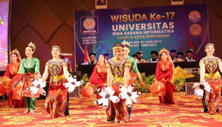 Wisuda UBSI Kampus Pontianak