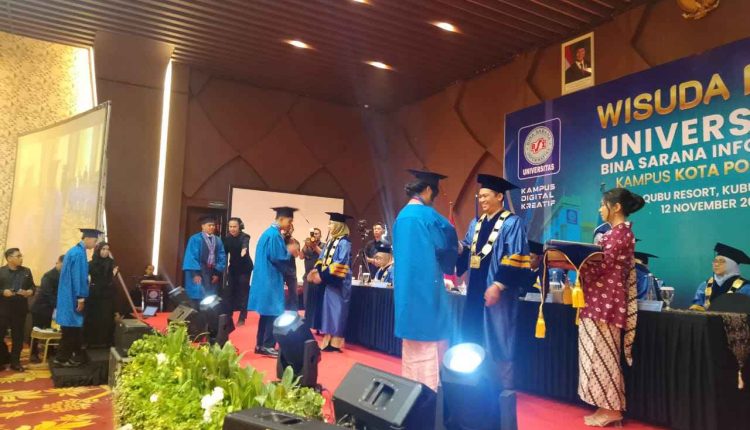 Wisuda