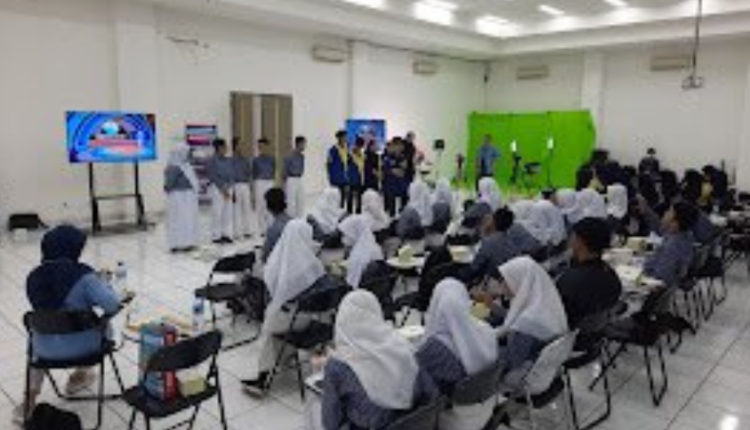 Mahasiswa UBSI Kampus Bekasi Seimbangkan Tugas Kuliah dan Dunia Kreatif