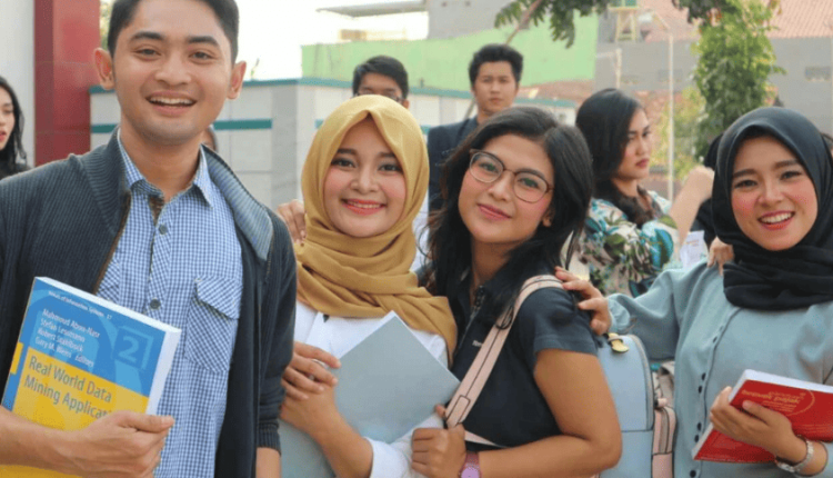 Cara Mahasiswa Baru Beradaptasi di UBSI