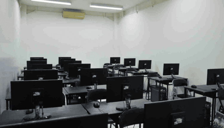 Fasilitas Lab Modern UBSI Kampus Kalimalang
