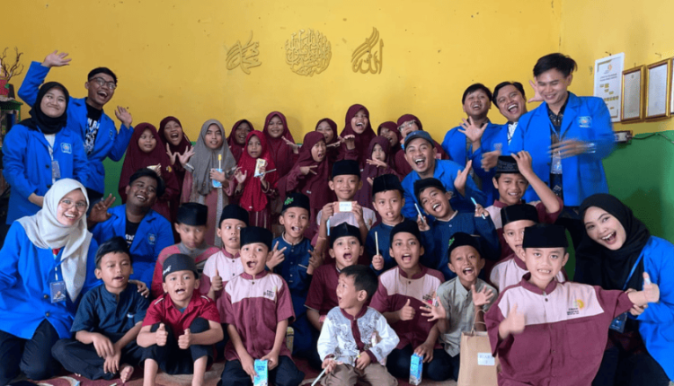 Mahasiswa UBSI Gelar PKM