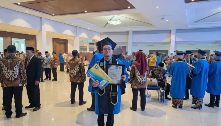 Wisuda, UBSI, IPK