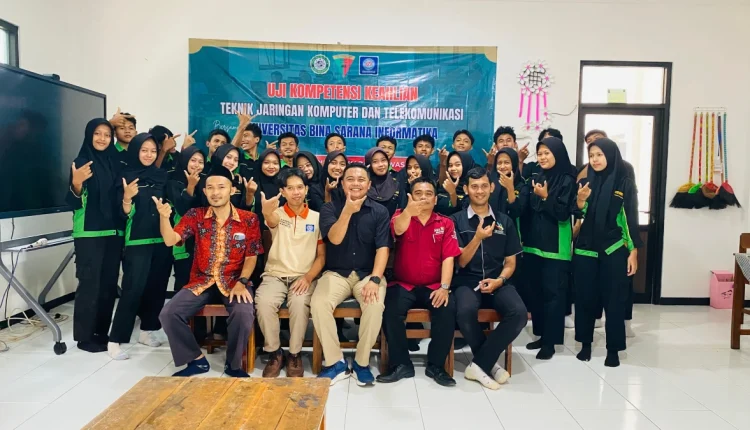 UBSI, UKK