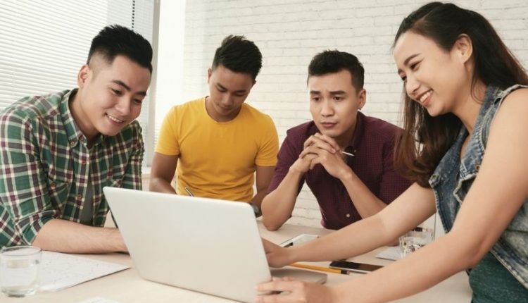 Kuliah Nggak Ribet! Cara UBSI Kampus Kalimalang Bikin Mahasiswa Betah Lewat Konsultasi & E-Learning