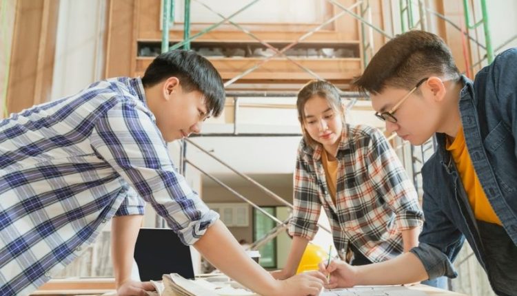 Gen Z Tak Mau Ribet, UBSI Ajarkan Cara Membuat Industri Lebih Efisien