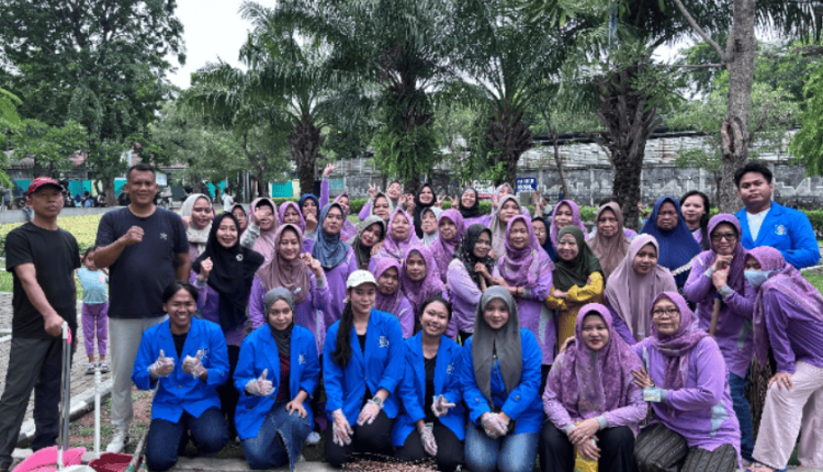 Mahasiswa UBSI Wujudkan Nilai Pancasila melalui Gotong Royong di Taman Pandawa Kamal