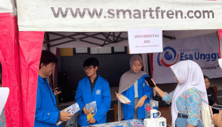 Edufair di SMK Bina Insani Cisauk