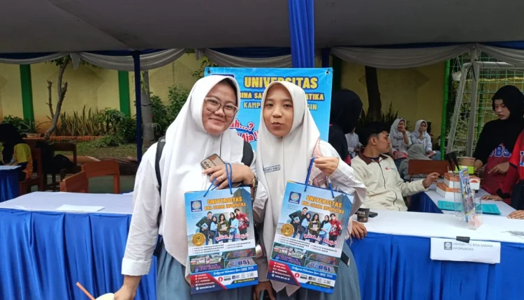 Menuju Campus-Goals 2025, UBSI Kampus Jatiwaringin Siapkan Edukasi Kampus untuk Siswa SMAN 105 Jakarta