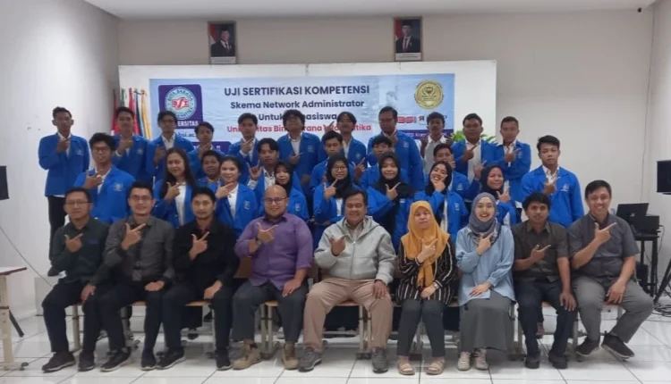 Kompeten Sebelum Lulus, Mahasiswa UBSI Kantongi Uji Sertifikasi Network Administrator
