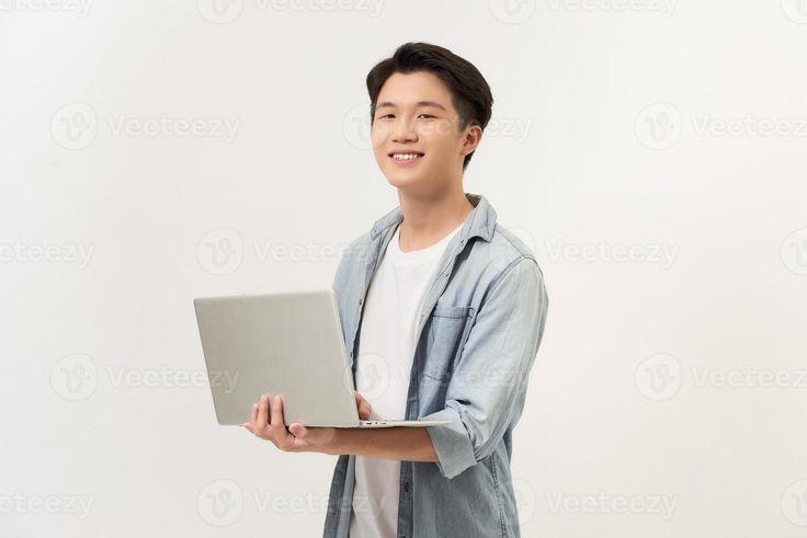 7 Strategi Presentasi Kuliah Agar Lebih Percaya Diri dan Profesional