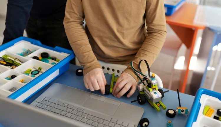 Rekayasa Perangkat Lunak (S1) UBSI, Jurusan Anak Tech yang Siap Main di Era AI & Startup