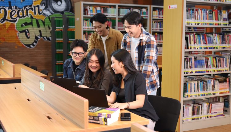 Pendekatan Berbeda Melahirkan Talenta Digital Kreatif di UBSI Kampus Karawang