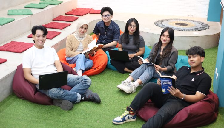 Langkah Nyata UBSI Kampus Karawang Mencetak Generasi Digital Kreatif