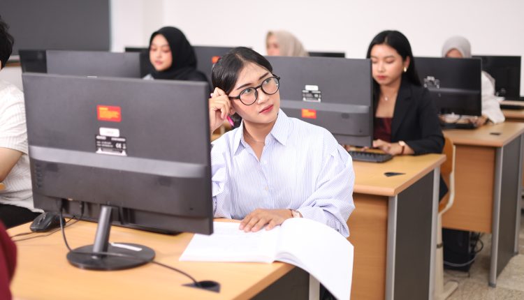 Prodi Informatika: Jembatan Strategis Menuju Dunia Profesional dan Industri Teknologi