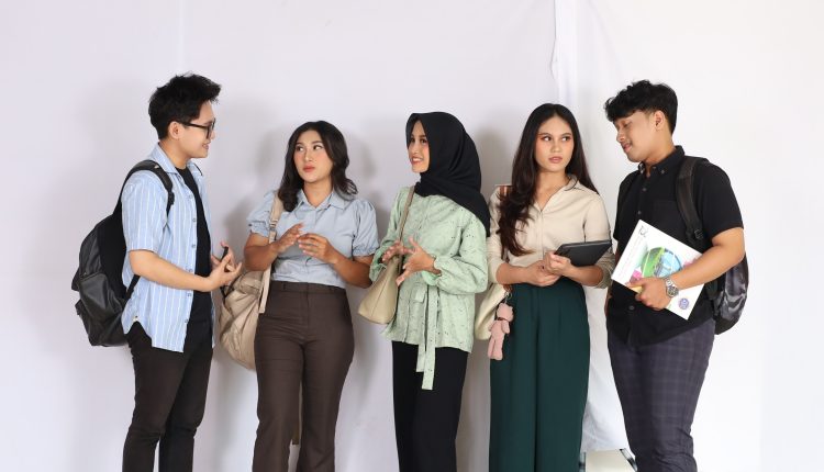 Kuliah Malam dan Akhir Pekan di UBSI Kampus Karawang: Solusi Cerdas Kelas Karyawan