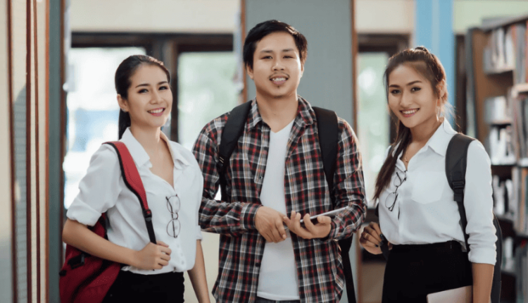 Mahasiswa UBSI